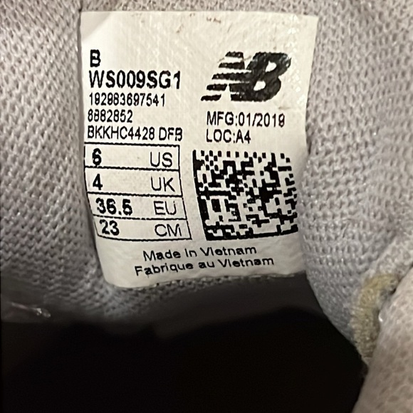 New balance 009 Women’s Sneakers - Picture 7 of 8